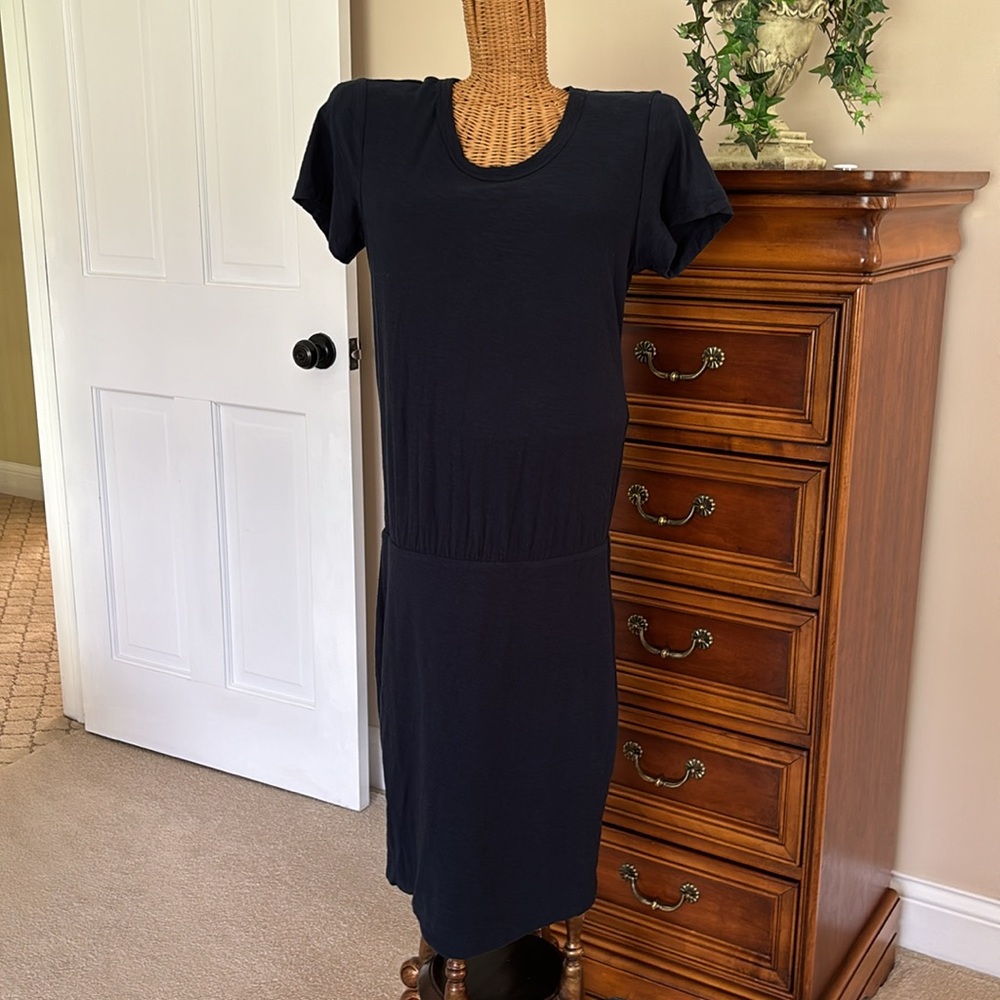 JAMES PERSE  navy jersey blouson dress. Size 2 or small